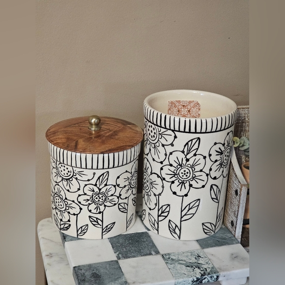 Made In India Black & White Floral Ceramic Canister Wooden Lid & Utensil Holder
